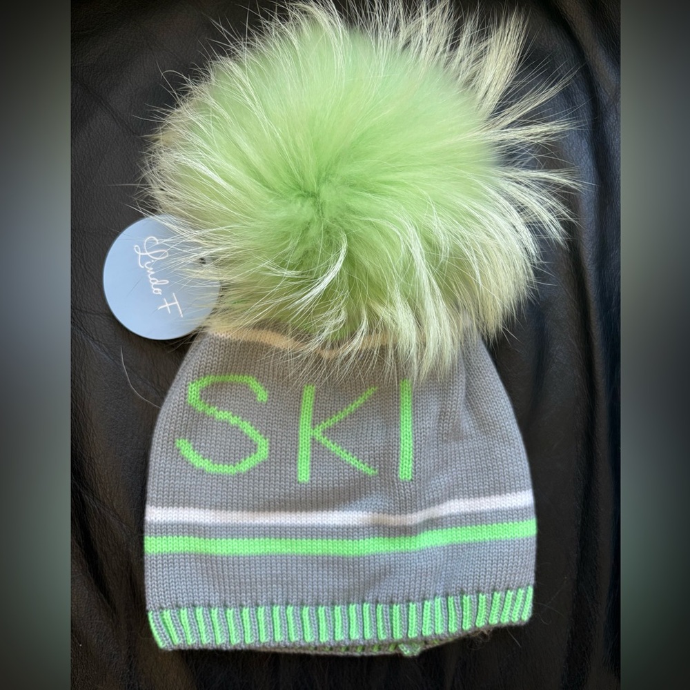 Stylish Gray and Green hat with Gorgeoys green Pom Pom !